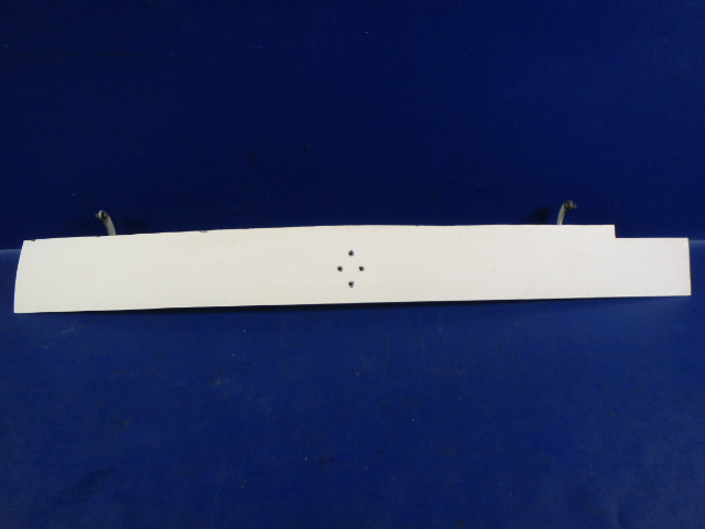 0813300-1 Cessna - DOOR -LH MAIN NOSE GEAR (DAMAGED)